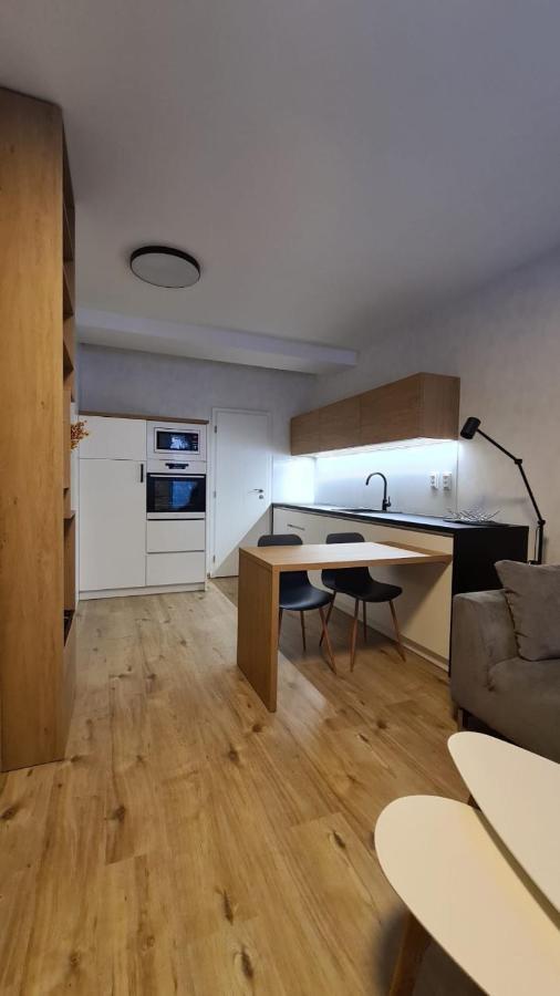 Apartman Hestia 5 Rajecke Teplice Exterior photo